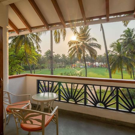 Novotel Goa Dona Sylvia Resort Cavelossim Exterior photo