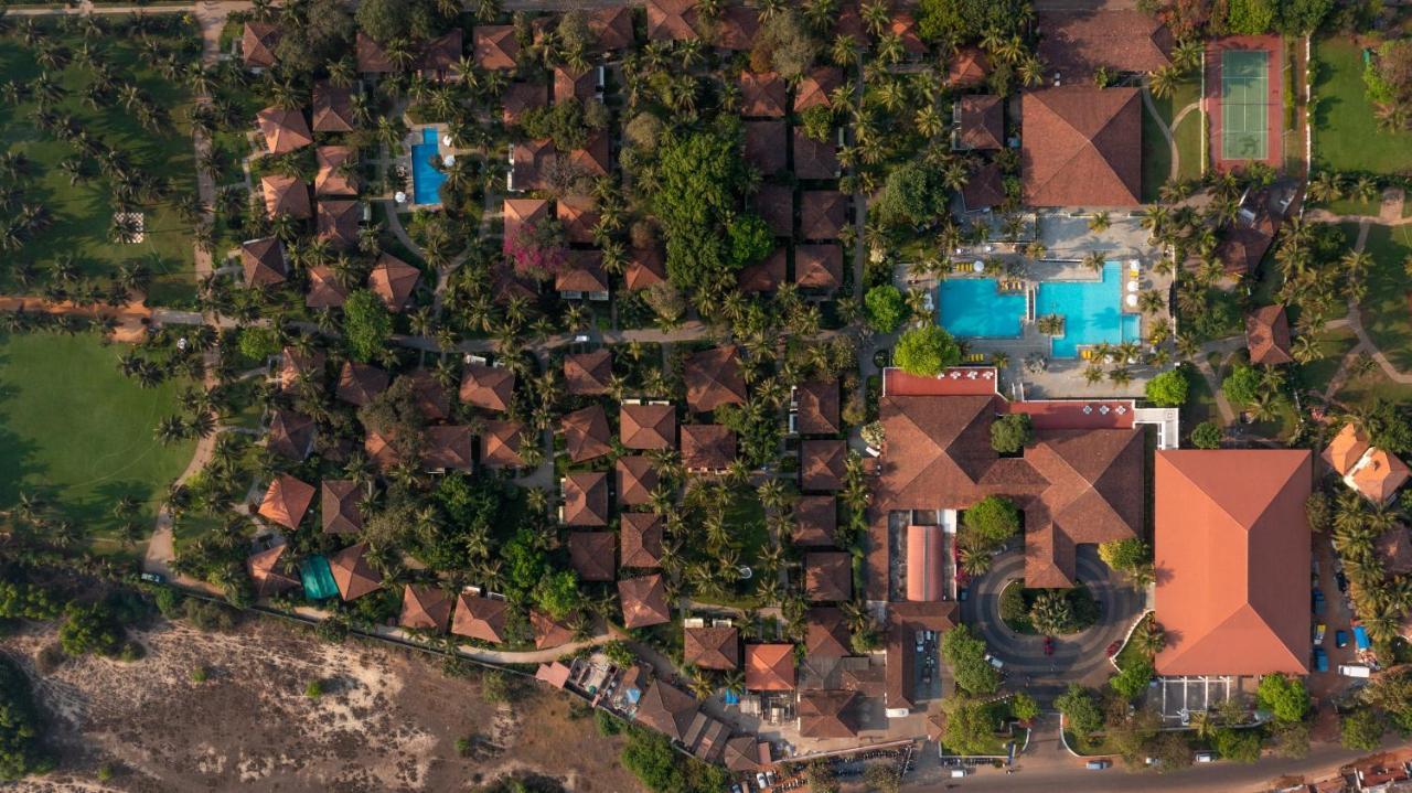Novotel Goa Dona Sylvia Resort Cavelossim Exterior photo