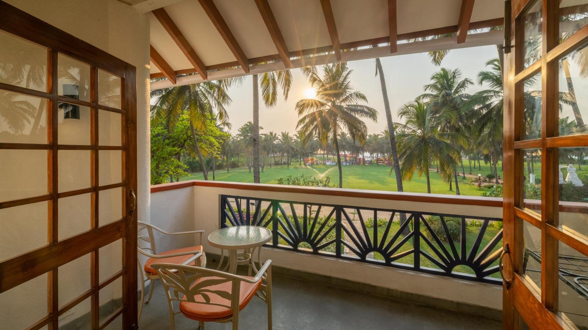 Novotel Goa Dona Sylvia Resort Cavelossim Exterior photo