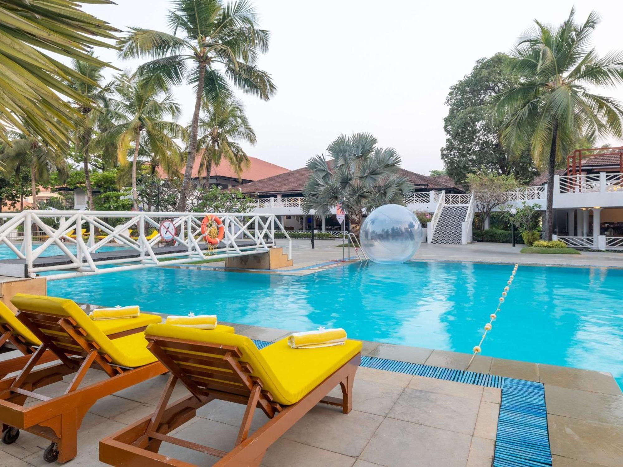 Novotel Goa Dona Sylvia Resort Cavelossim Exterior photo