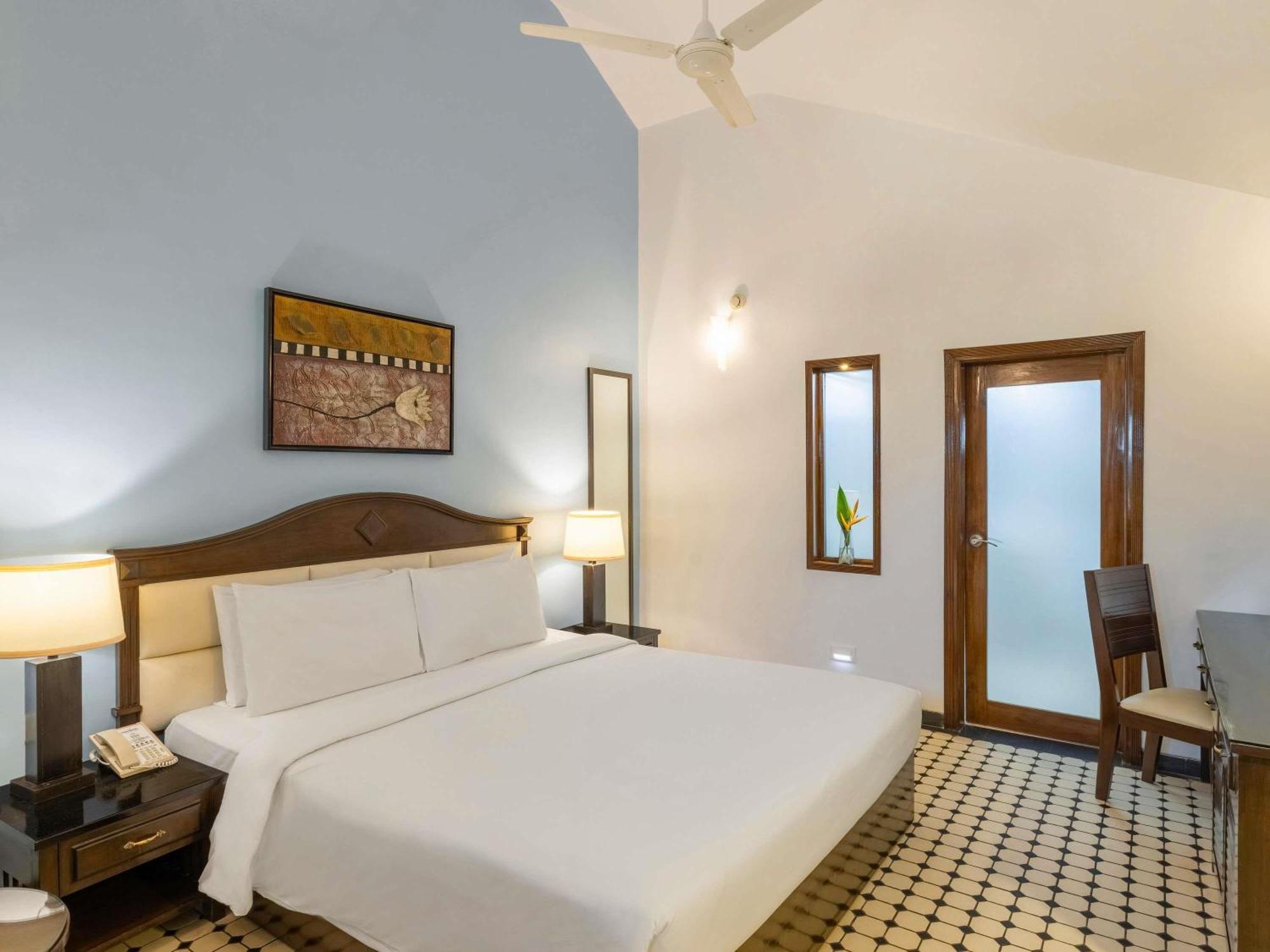 Novotel Goa Dona Sylvia Resort Cavelossim Exterior photo