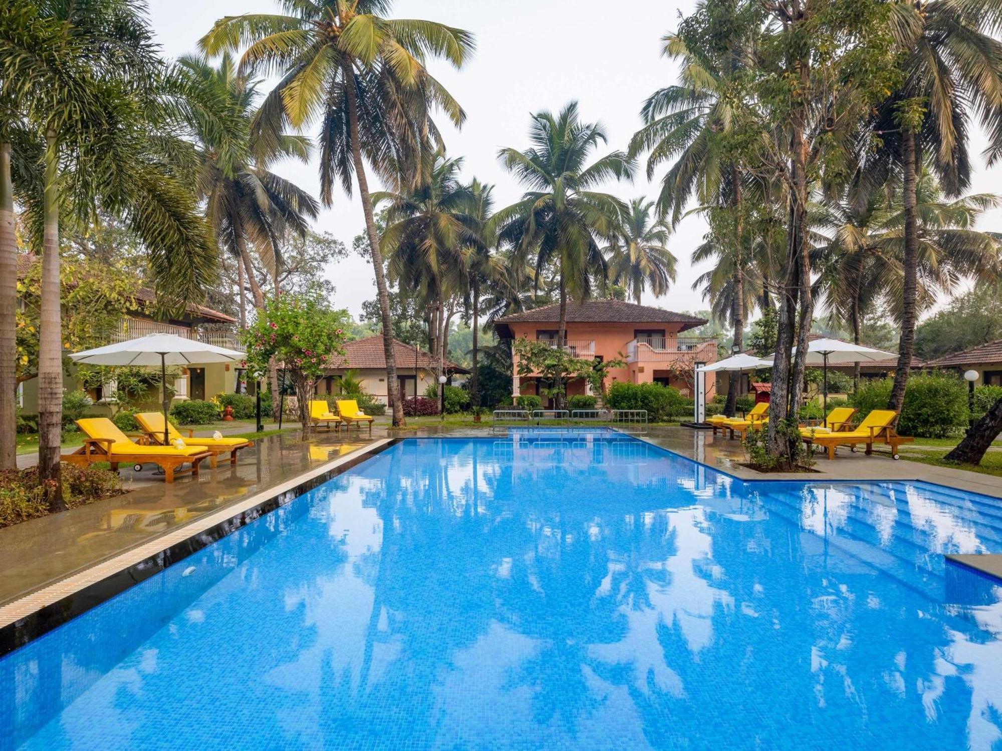 Novotel Goa Dona Sylvia Resort Cavelossim Exterior photo