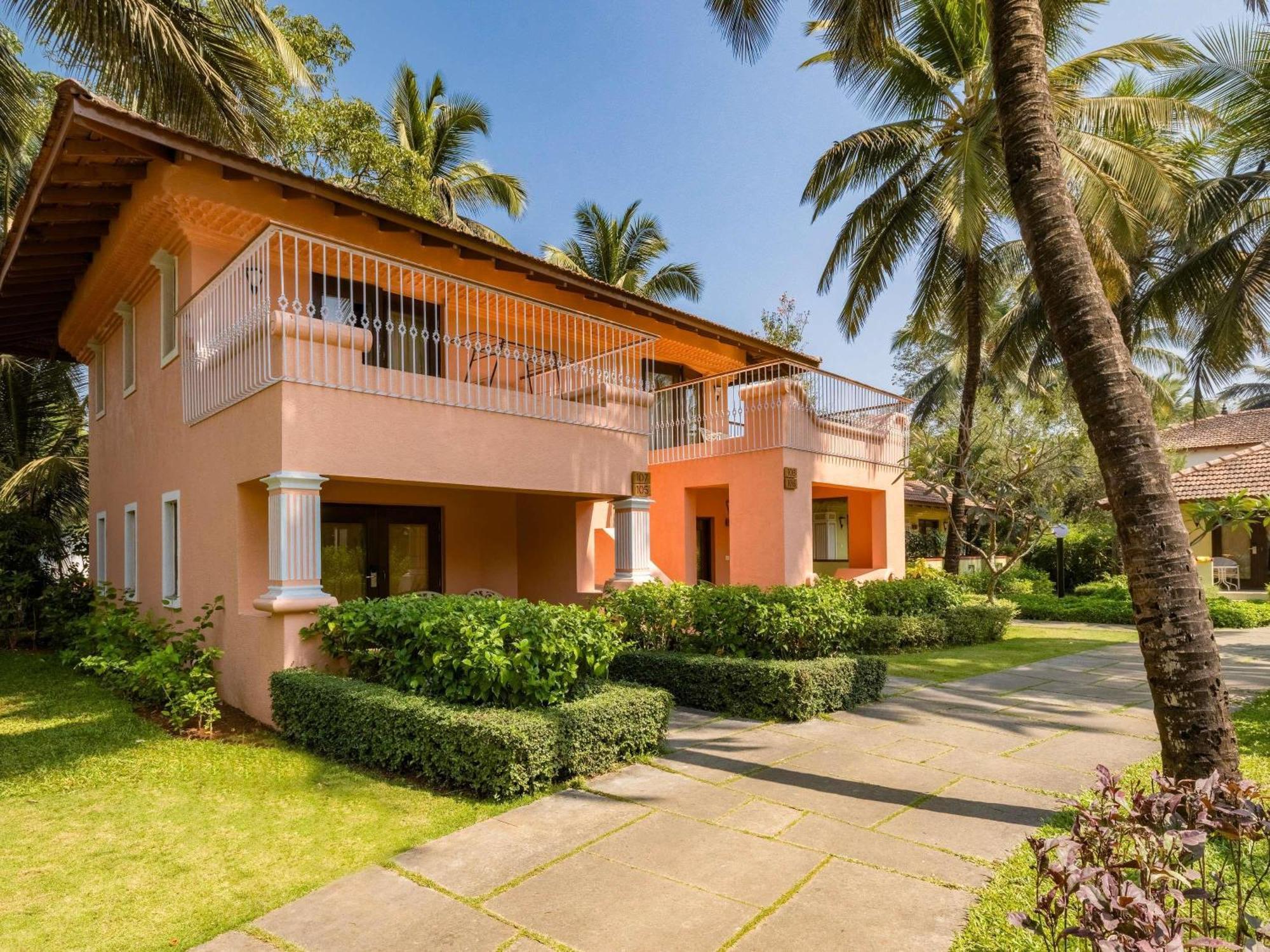 Novotel Goa Dona Sylvia Resort Cavelossim Exterior photo