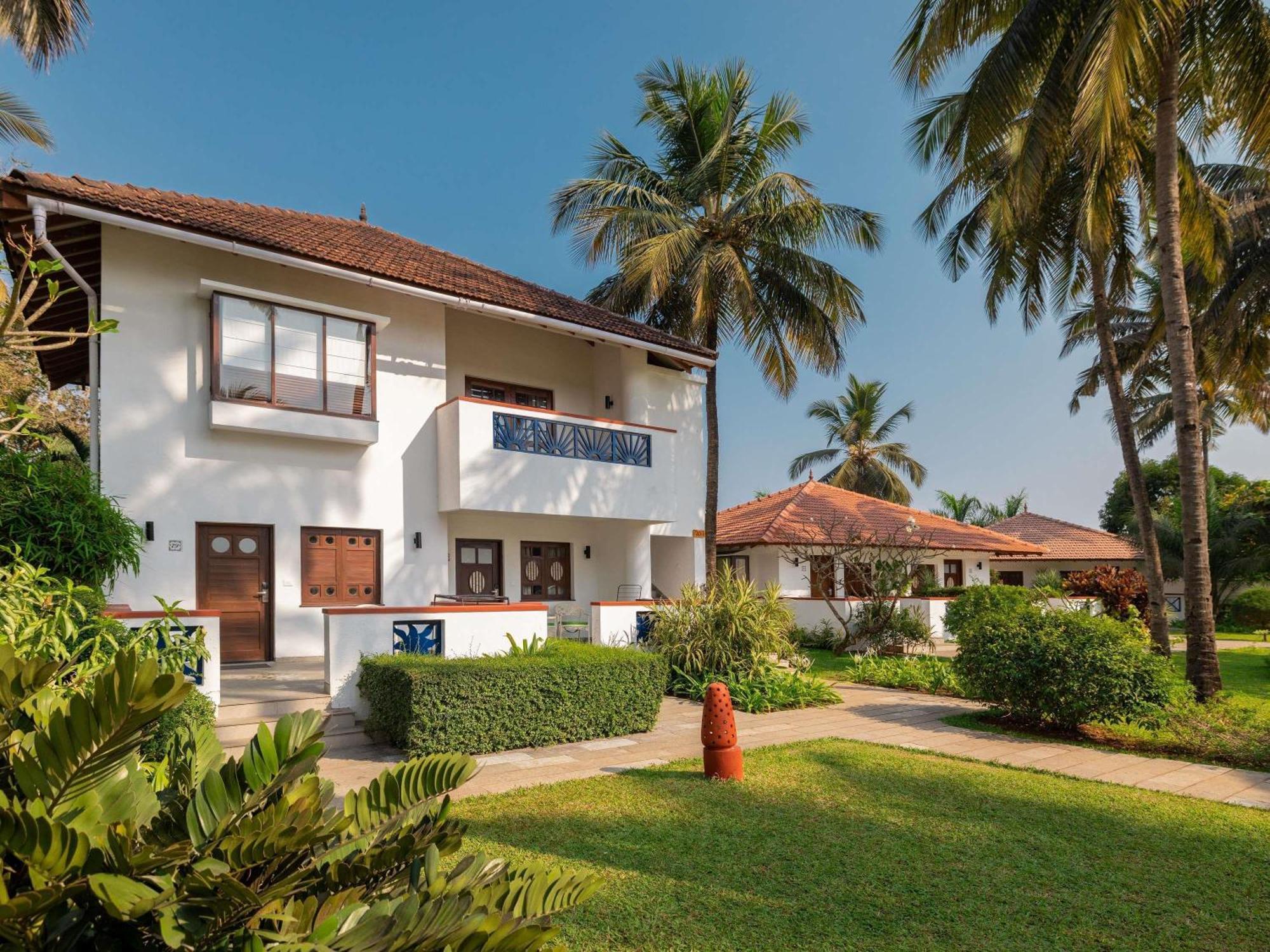 Novotel Goa Dona Sylvia Resort Cavelossim Exterior photo