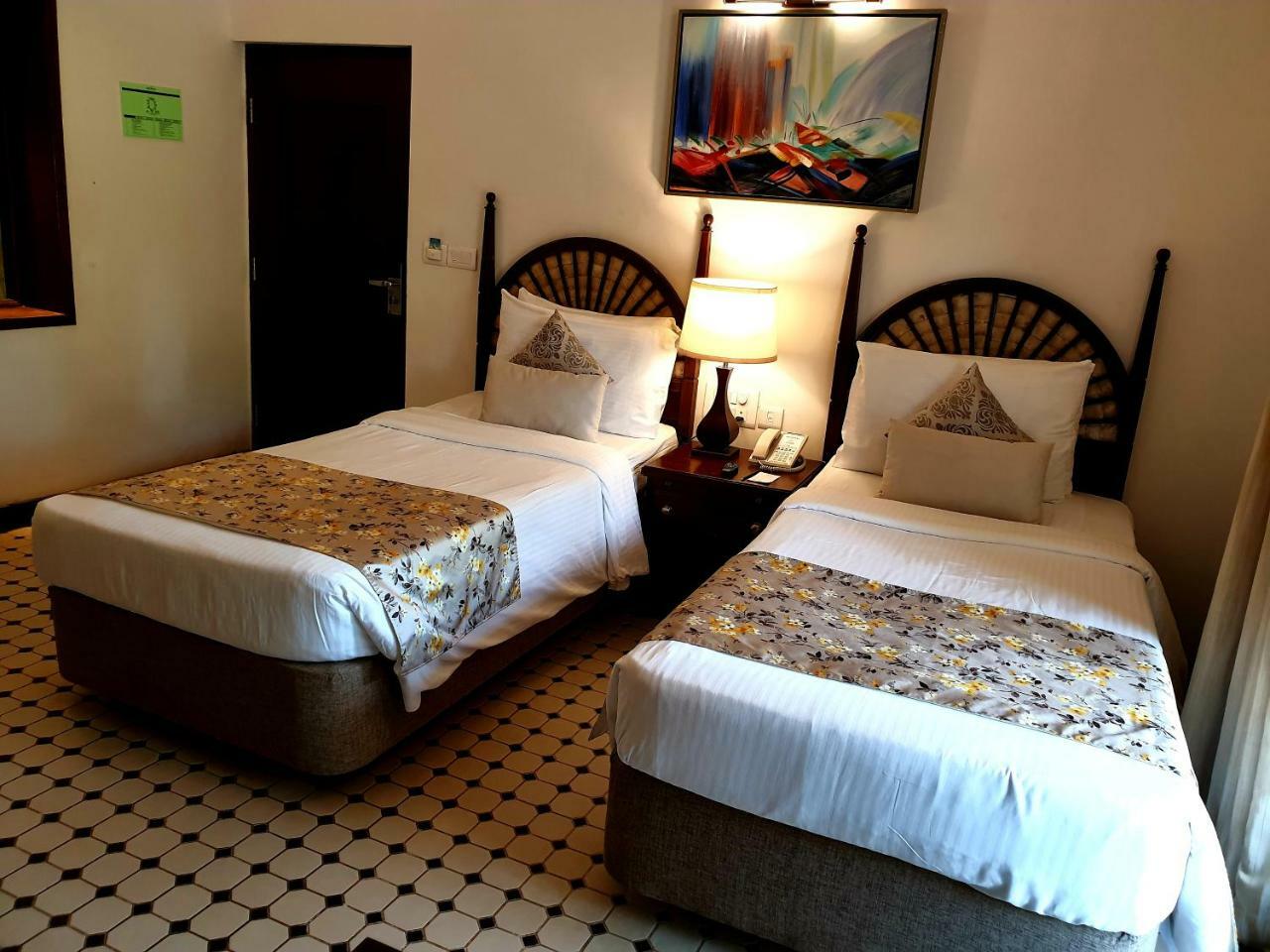Novotel Goa Dona Sylvia Resort Cavelossim Exterior photo